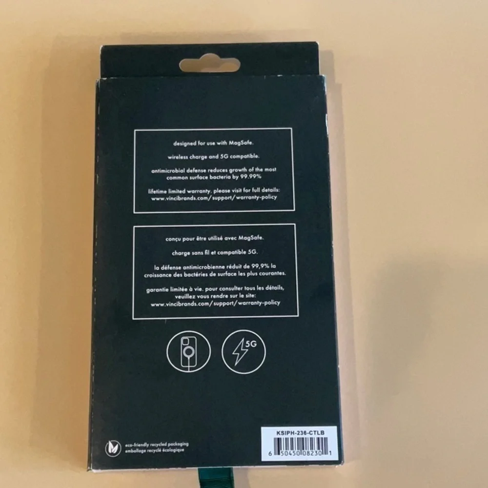 kate spade new york - Protective Hardshell Magsafe Case for iPhone 14 Plus